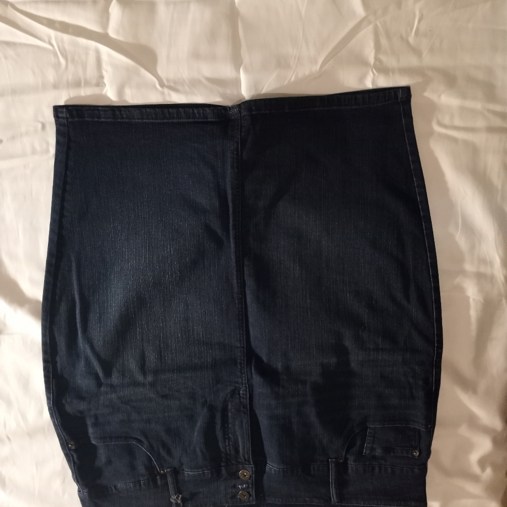 Denim pencil skirt